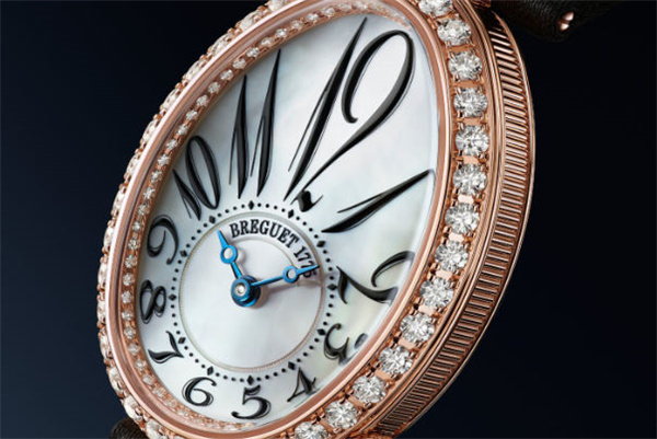 寶璣手表表蒙有劃痕是什么原因 寶璣手表表蒙有劃痕是什么原因