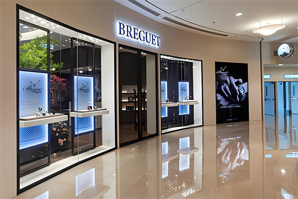 寶璣手表表盤有劃痕原因是什么（保養與修復的正確方法）